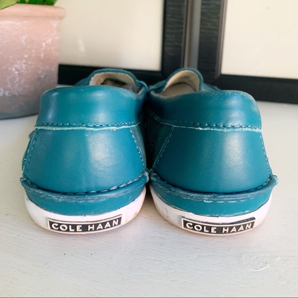 ❤️COLE HAAN❤️Turquoise Suede & Leather Loafers❤️Moccasin flats w/rubber soles - Picture 3 of 6